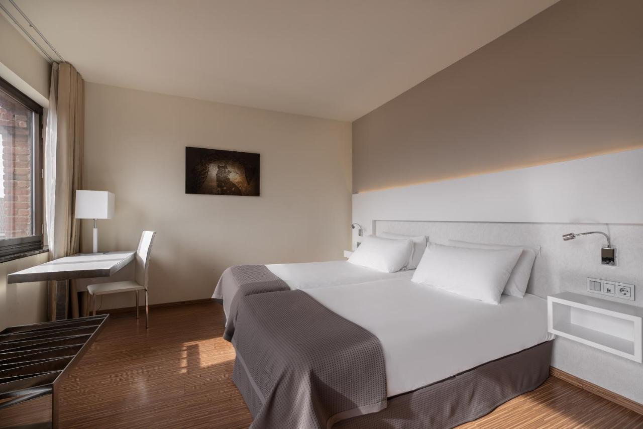 Eurostars Via De La Plata Hotell Astorga Eksteriør bilde